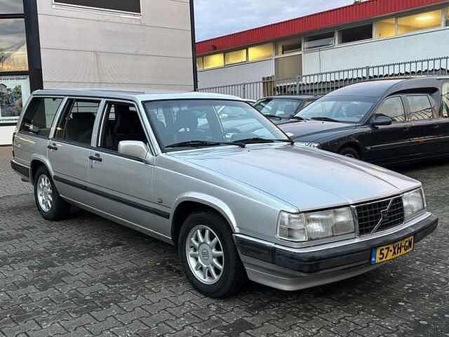 Zilver Gebruikt 1997 Volvo 940 Stationwagen | € 1.950 - Afbeelding 1/4