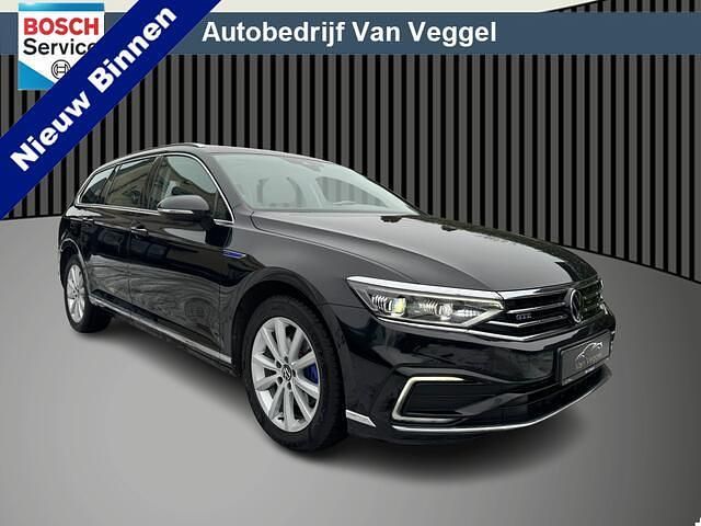 Grijs Occasion 2022 VW Passat Business Stationwagen | € 22.650 (Goede deal) - Afbeelding 1/4