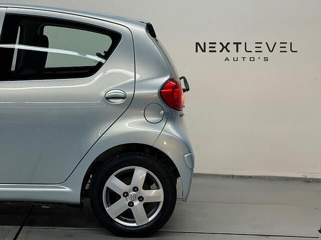 Occasion Toyota Aygo Sport 68 PK (50 kW) 2007 Blauw Hatchback