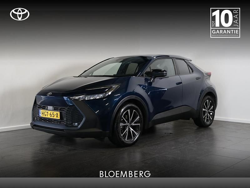 Blauw Occasion 2025 Toyota C-HR SUV | € 31.900 (Goede deal) - Afbeelding 1/4