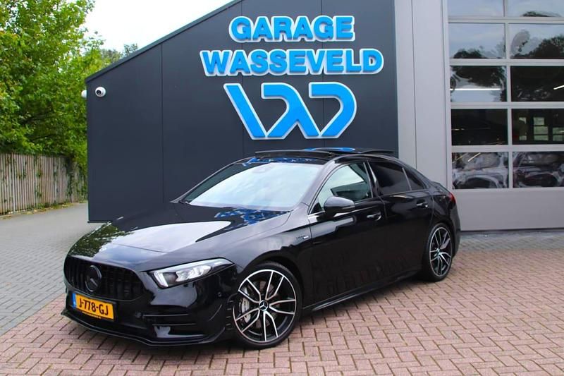 Zwart Gebruikt 2019 Mercedes A35 AMG AMG Sedan | € 40.950 (Duur) - Afbeelding 1/4