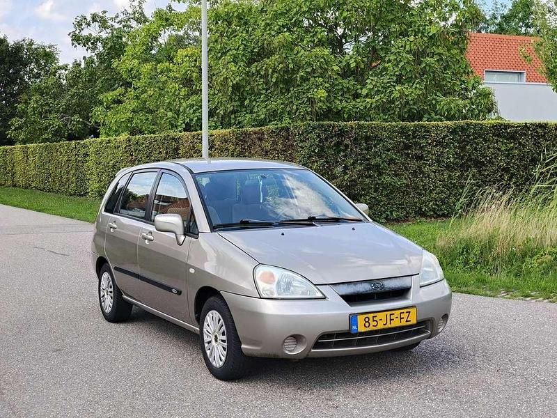 Goud Gebruikt 2002 Suzuki Liana GLX Stationwagen | € 1.985 (Eerlijke prijs) - Afbeelding 1/4