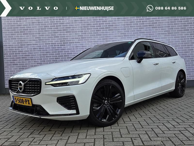 Wit Gebruikt 2020 Volvo V60 R-Design Stationwagen | € 34.194 (Eerlijke prijs) - Afbeelding 1/4