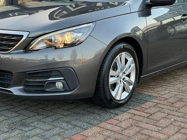 Occasion Peugeot 308 SW 110 PK (80 kW) 2018 Grijs Stationwagen