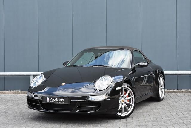Zwart, metallic lak Gebruikt 2006 Porsche 911 Carrera S Cabriolet Cabriolet | € 59.950 - Afbeelding 1/4