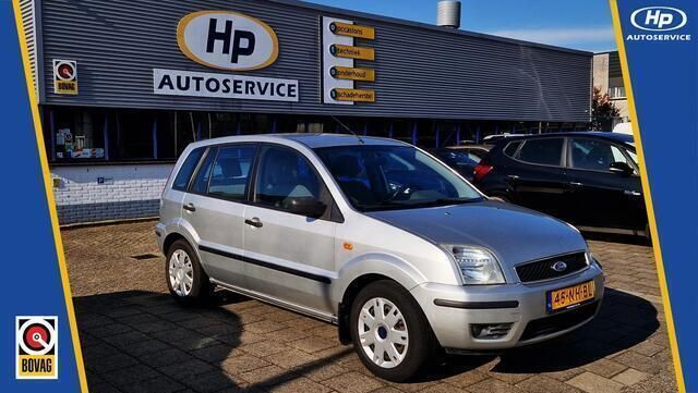 Grijs Gebruikt 2003 Ford Fusion MPV | € 3.950 (Eerlijke prijs) - Afbeelding 1/4