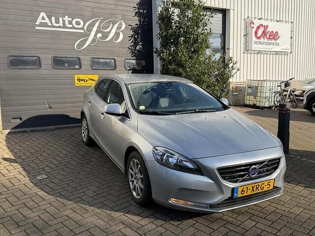 Occasion Volvo V40 114 PK (83 kW) 2012 Grijs (metallic) Hatchback