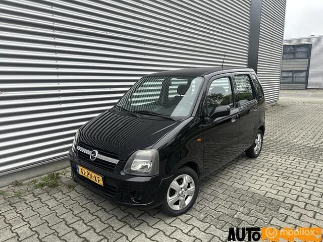 Zwart Gebruikt 2004 Opel Agila Cosmo Hatchback | € 1.495 (Eerlijke prijs) - Afbeelding 1/4