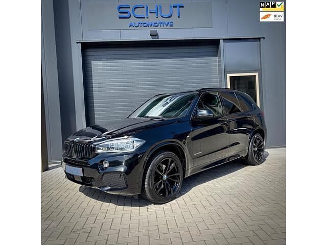 Zwart Gebruikt 2013 BMW X5 Executive SUV | € 20.950 (Iets duurder) - Afbeelding 1/4