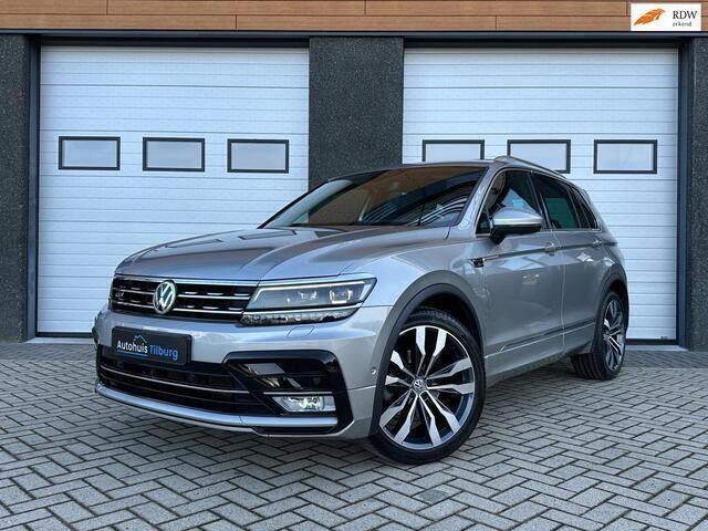 Zilver Gebruikt 2016 VW Tiguan R-line SUV | € 28.990 (Duur) - Afbeelding 1/4