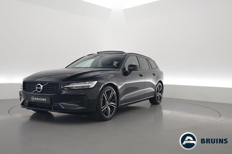 Zwart Gebruikt 2022 Volvo V60 R-Design Stationwagen | € 41.900 (Iets duurder) - Afbeelding 1/4