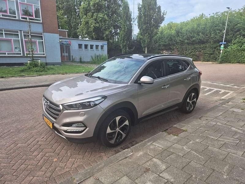 Beige Gebruikt 2016 Hyundai Tucson SUV | € 17.500 (Eerlijke prijs) - Afbeelding 1/4