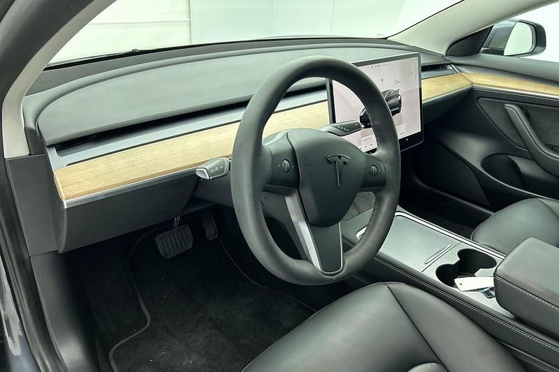 Occasion Tesla Model 3 Standard Range 235 kW (320 PK) 2022 Grijs Sedan