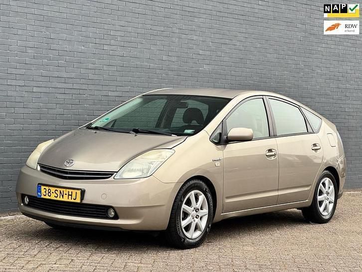 Gebruikt 2006 Toyota Prius Business Edition | € 3.750 - Afbeelding 1/4
