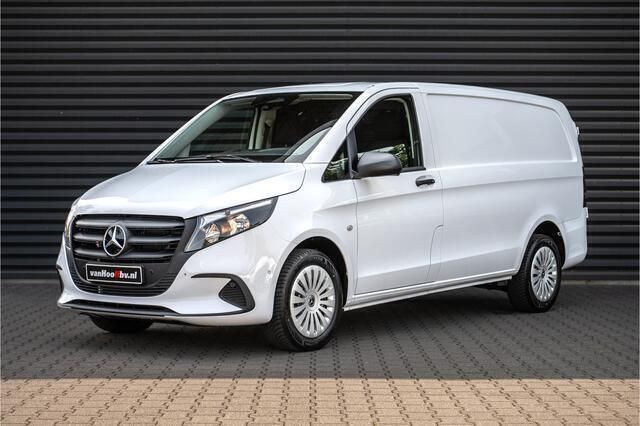 Wit Nieuw 2024 Mercedes Vito MPV | € 46.900 (Goede deal) - Afbeelding 1/4