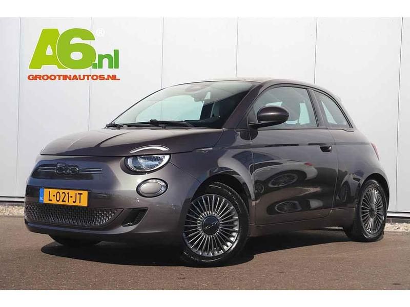 Earth grey Gebruikt 2021 Fiat 500e Hatchback | € 13.999 (Goede deal) - Afbeelding 1/4