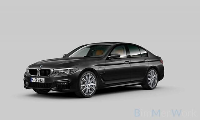 Grijs Gebruikt 2020 BMW 530e iPerformance Sedan | € 28.750 (Eerlijke prijs) - Afbeelding 1/4