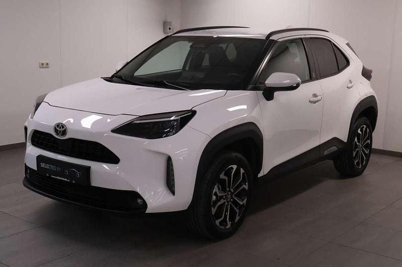 Wit Gebruikt 2024 Toyota Yaris Cross SUV | € 27.949 (Goede deal) - Afbeelding 1/4