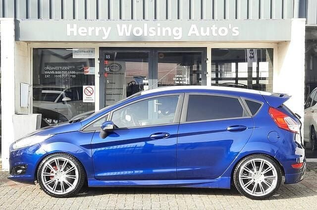 Occasion Ford Fiesta ST-Line 101 PK (74 kW) 2016 Blauw Hatchback