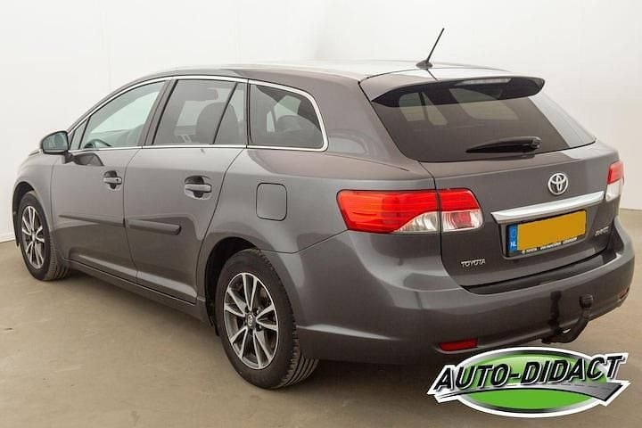 Occasion Toyota Avensis Business Edition 147 PK (108 kW) 2014 Grijs Stationwagen