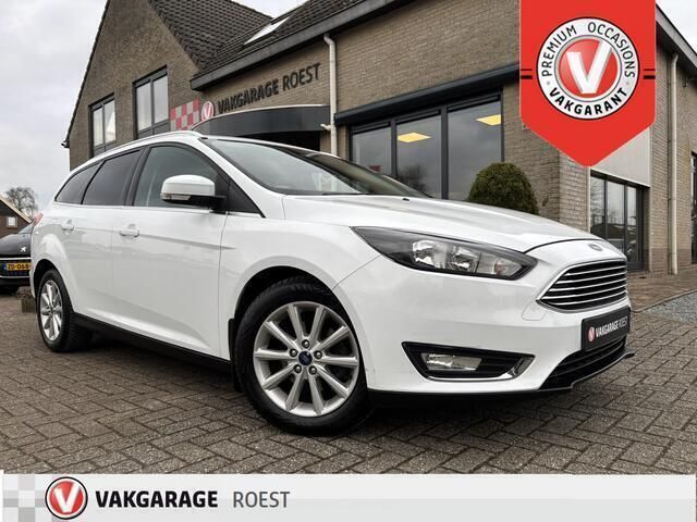 Wit, metallic lak Gebruikt 2016 Ford Focus Titanium Stationwagen | € 9.900 (Eerlijke prijs) - Afbeelding 1/4