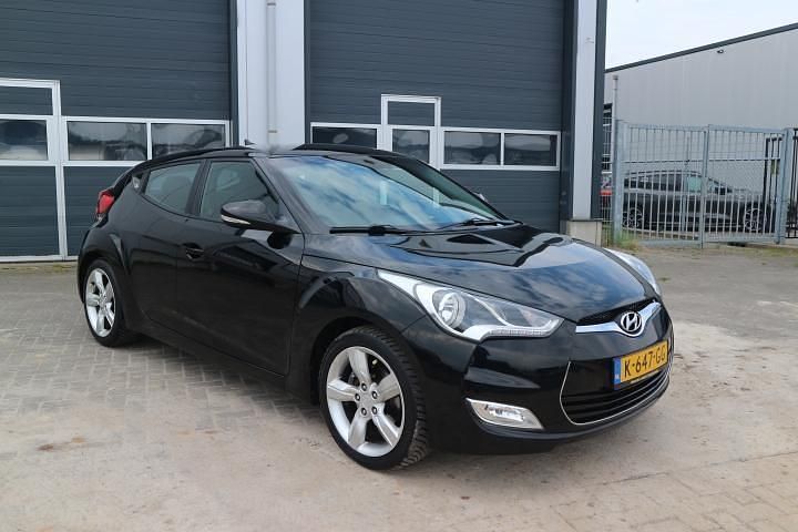 Zwart Occasion 2012 Hyundai Veloster Hatchback | € 5.950 (Super prijs) - Afbeelding 1/4