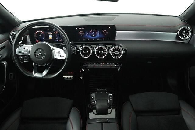 Occasion Mercedes CLA200 Business 163 PK (119 kW) 2020 Grijs Sedan