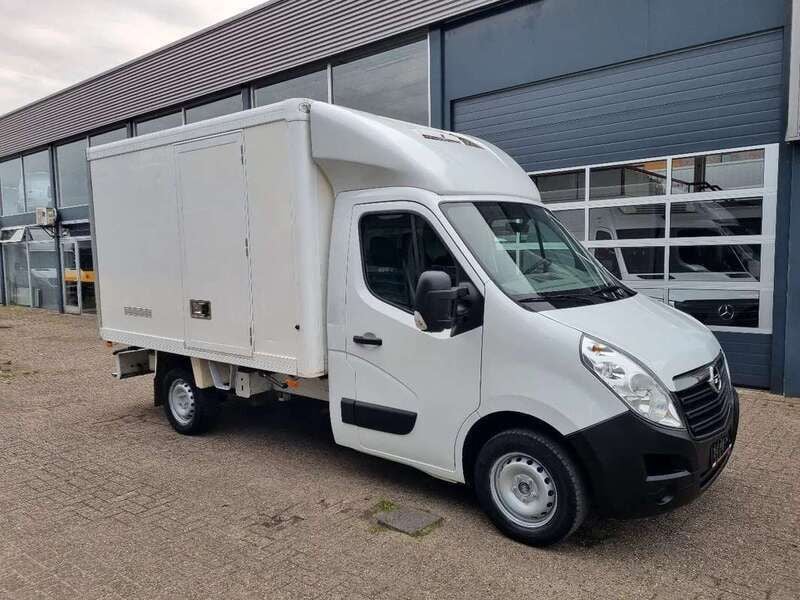 Wit Gebruikt 2013 Opel Movano Van | € 12.950 - Afbeelding 1/4