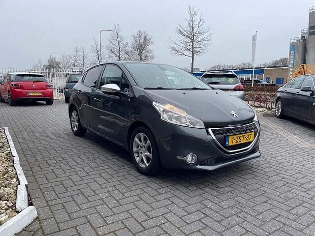 Occasion Peugeot 208 Style 82 PK (60 kW) 2015 Grijs Hatchback