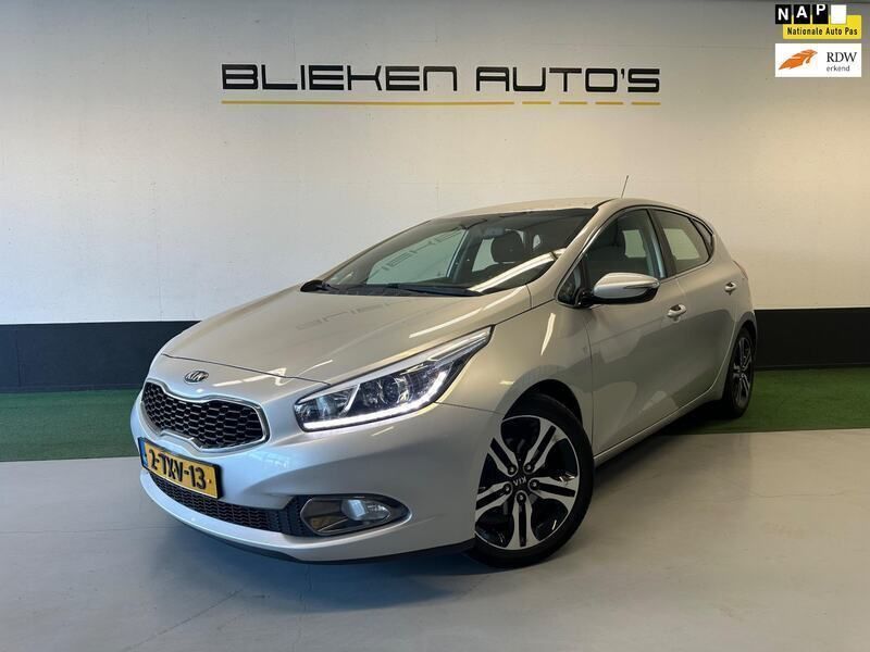 Grijs Gebruikt 2014 Kia Ceed Hatchback | € 4.750 (Goede deal) - Afbeelding 1/4