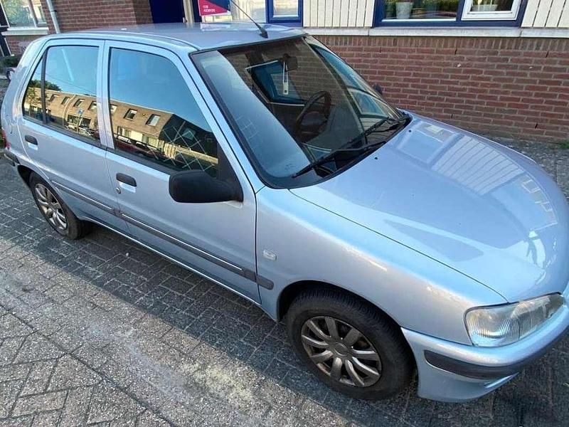 Gebruikt 2003 Peugeot 106 Hatchback | € 1.750 (Iets duurder) - Afbeelding 1/4