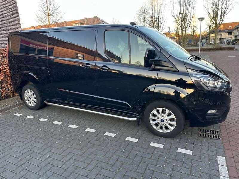 Zwart Gebruikt 2019 Ford Transit Custom Van | € 18.000 (Eerlijke prijs) - Afbeelding 1/4