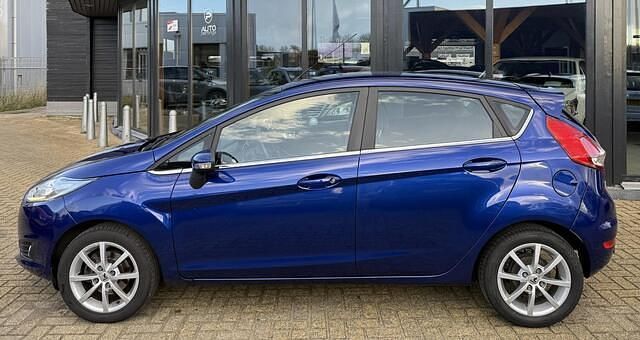 Occasion Ford Fiesta Titanium 101 PK (74 kW) 2014 Blauw Hatchback