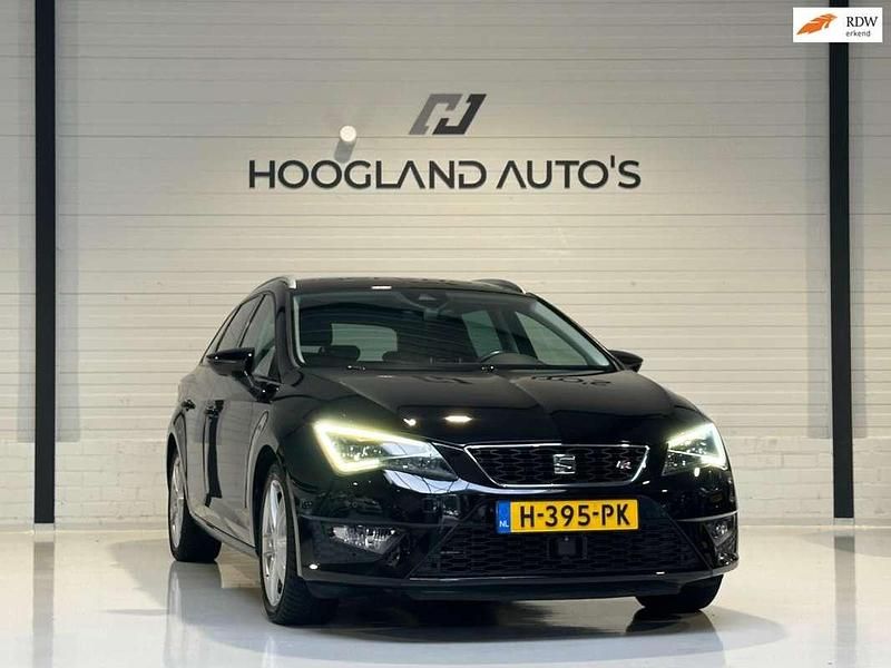 Zwart Gebruikt 2016 Seat Leon ST FR Stationwagen | € 13.500 (Goede deal) - Afbeelding 1/4