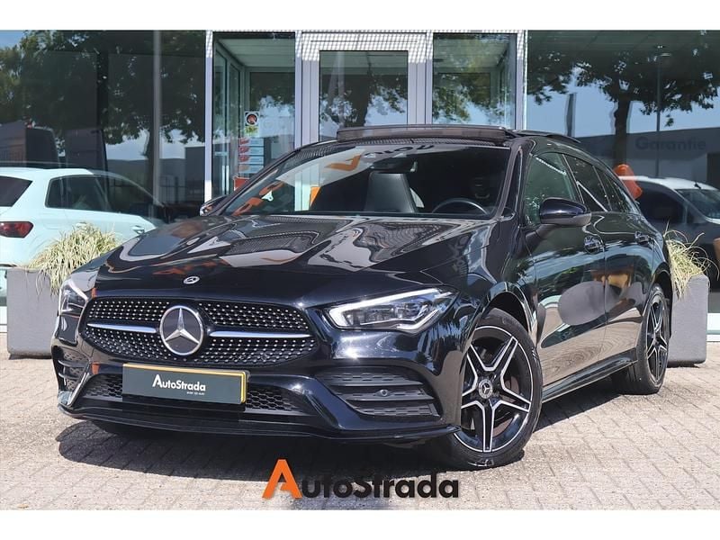 Zwart Gebruikt 2021 Mercedes E250 AMG line Stationwagen | € 28.700 (Eerlijke prijs) - Afbeelding 1/4