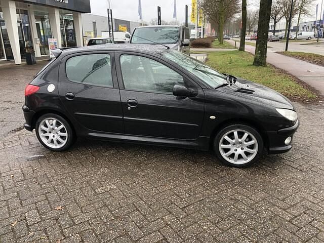 Occasion Peugeot 206 Forever 75 PK (55 kW) 2007 Zwart Hatchback