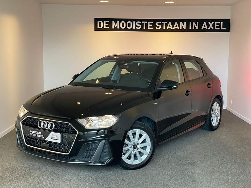 Zwart Occasion 2024 Audi A1 Hatchback | € 24.950 (Super prijs) - Afbeelding 1/3