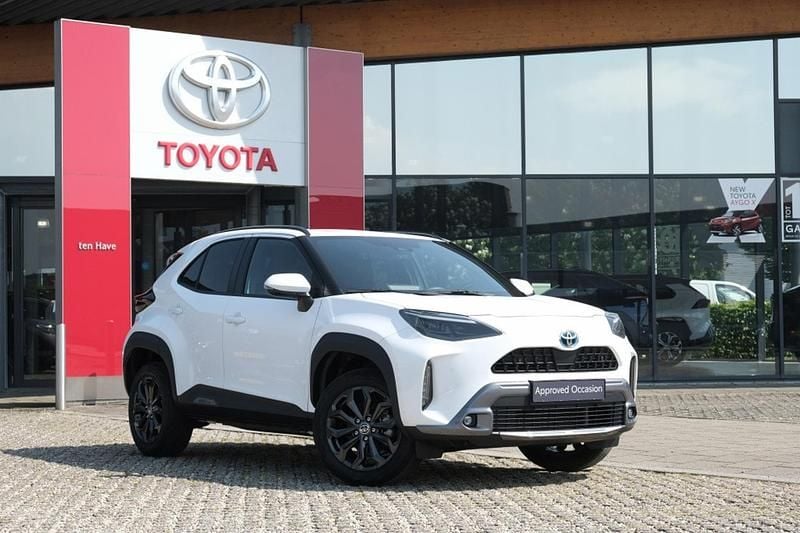 Wit Gebruikt 2023 Toyota Yaris Cross X-plore SUV | € 30.499 (Eerlijke prijs) - Afbeelding 1/1