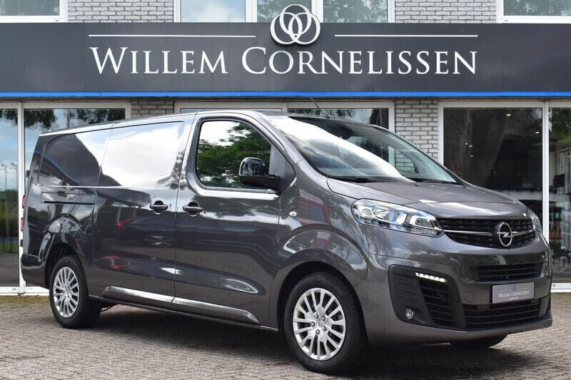 Grijs Gebruikt 2024 Opel Vivaro S Van | € 23.750 (Duur) - Afbeelding 1/4