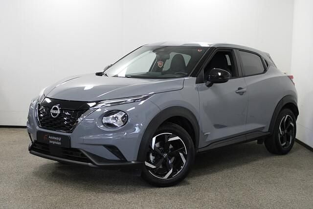 Grijs Gebruikt 2024 Nissan Juke N-Connecta SUV | € 23.950 (Goede deal) - Afbeelding 1/4