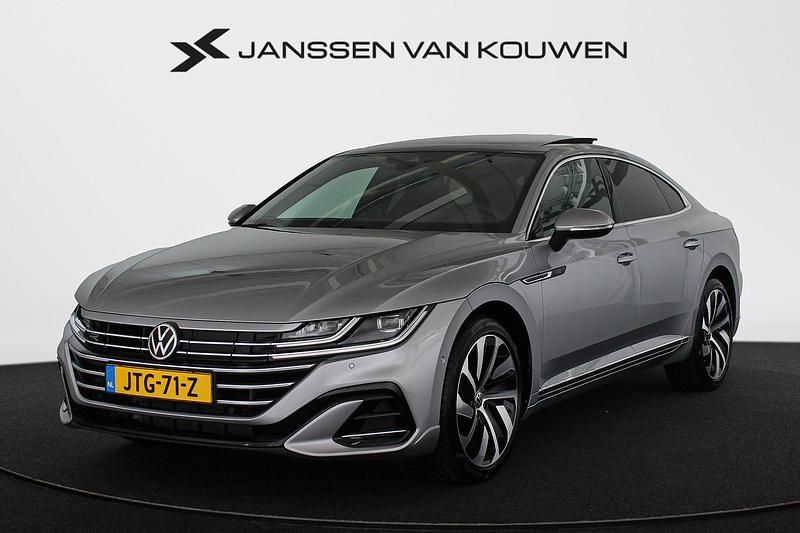 Grijs Occasion 2025 VW Arteon Business+ Hatchback | € 32.885 (Eerlijke prijs) - Afbeelding 1/4