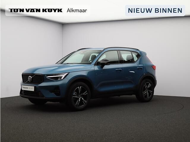 Blauw Gebruikt 2025 Volvo XC40 Plus SUV | € 45.950 (Eerlijke prijs) - Afbeelding 1/4