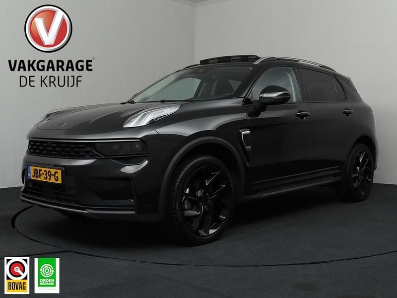 Zwart Gebruikt 2022 Lynk & Co 01 SUV | € 27.245 (Iets duurder) - Afbeelding 1/4