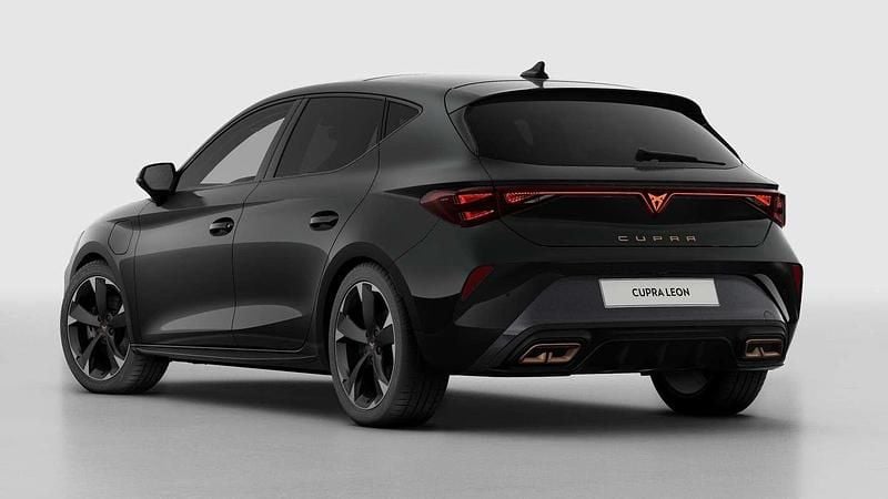 Nieuw Cupra Leon 204 PK (150 kW) 2025 Zwart Hatchback
