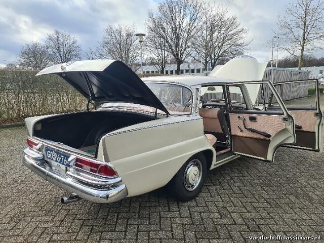Occasion Mercedes 220 1961 Wit Sedan