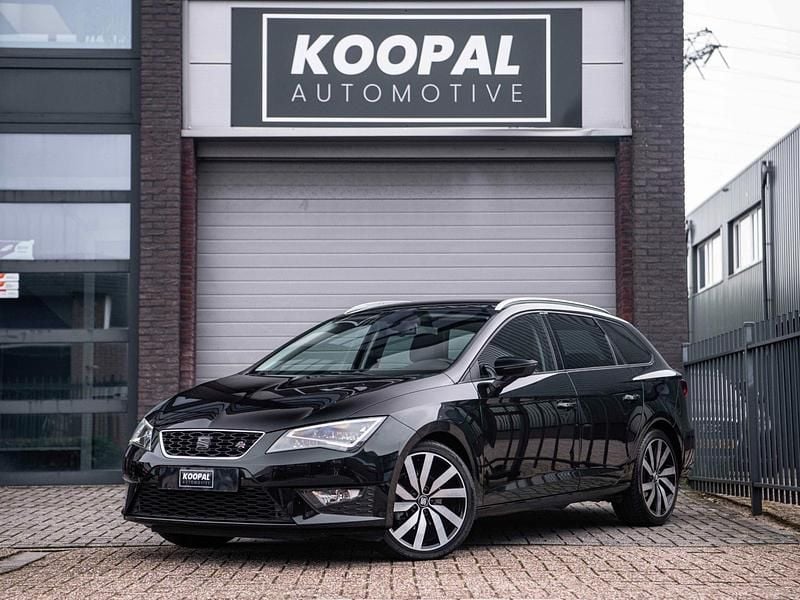 Zwart Gebruikt 2015 Seat Leon FR Stationwagen | € 10.940 (Eerlijke prijs) - Afbeelding 1/4