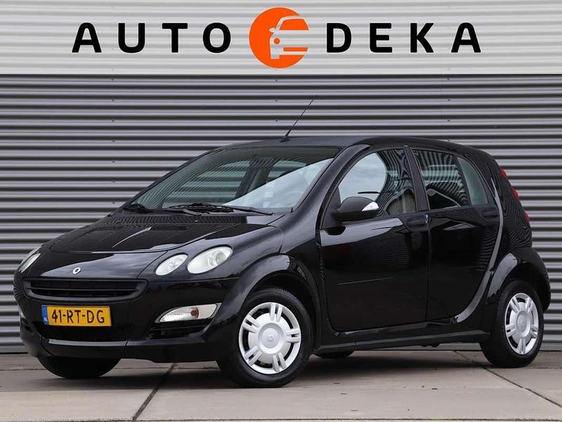 Zwart Gebruikt 2005 Smart ForFour Hatchback | € 2.950 (Iets duurder) - Afbeelding 1/4