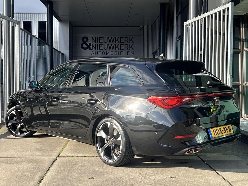 Occasion Cupra Leon 150 PK (110 kW) 2023 Zwart, metallic lak Stationwagen