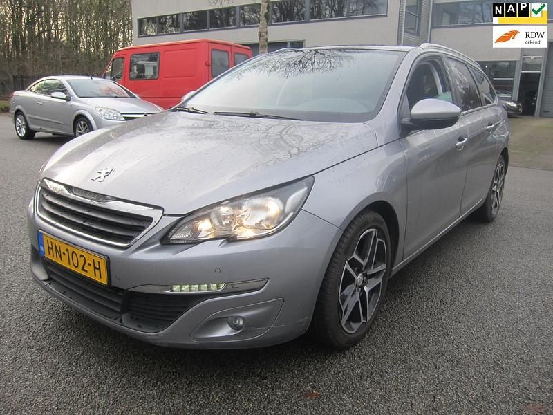 Grijs Gebruikt 2015 Peugeot 308 Stationwagen | € 3.499 (Super prijs) - Afbeelding 1/4