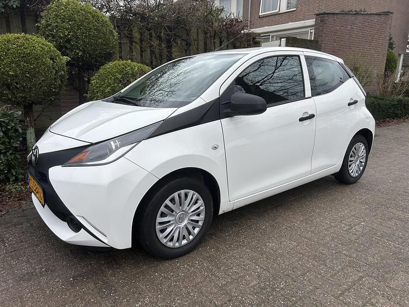 Occasion Toyota Aygo 69 PK (50 kW) 2016 Wit Hatchback